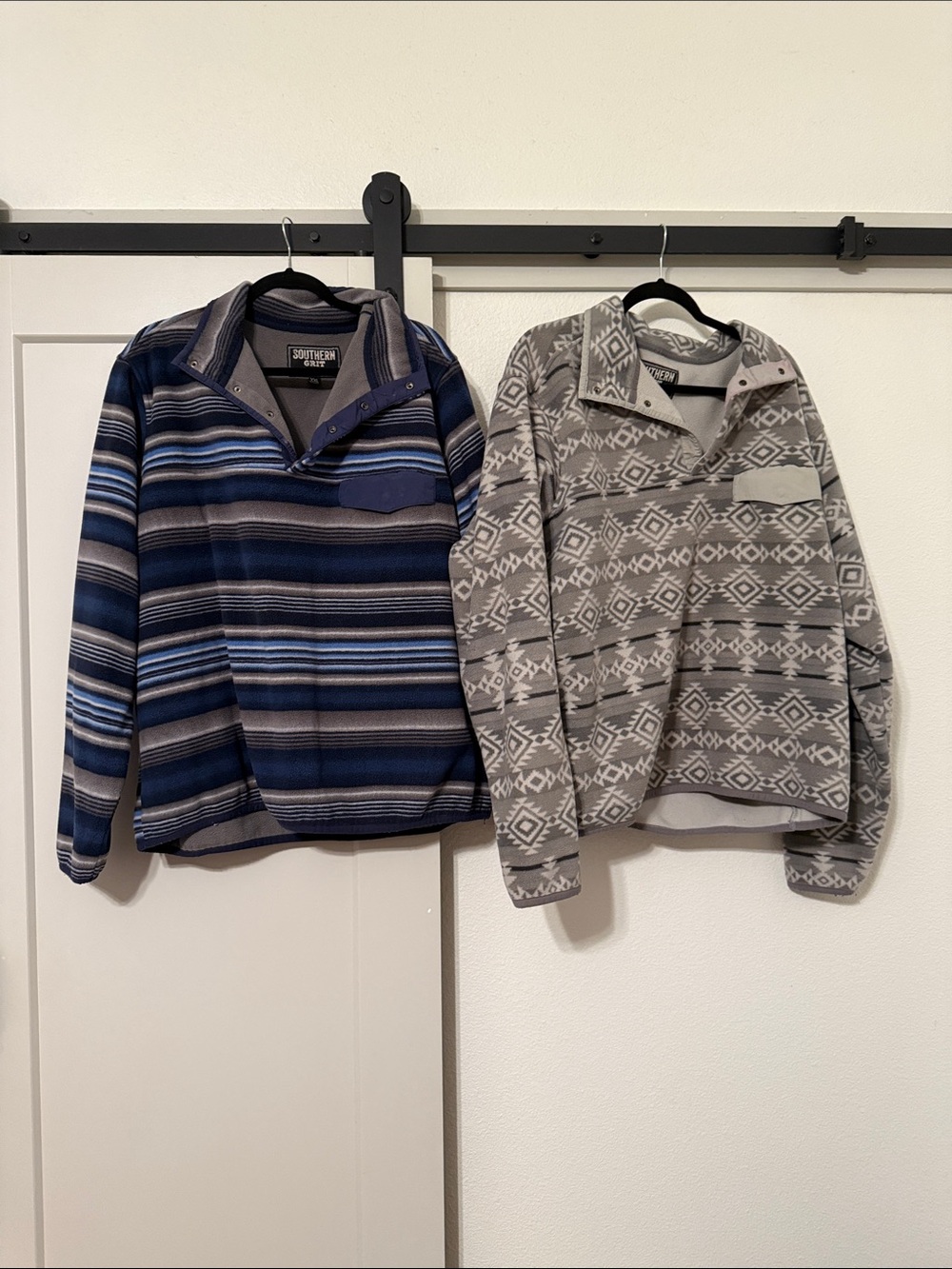 Southern Grit Navy & Gray Striped Pullover